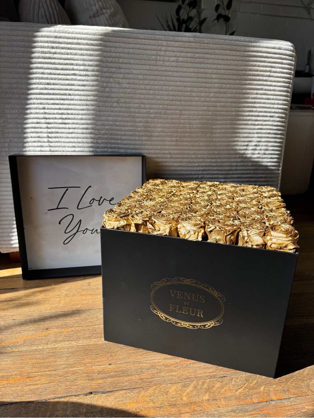 Venus et Fleur Gold Rose Box - Elegant Faux Floral Accent